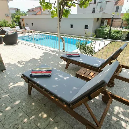 Holiday Bajelo Holiday home Kastela